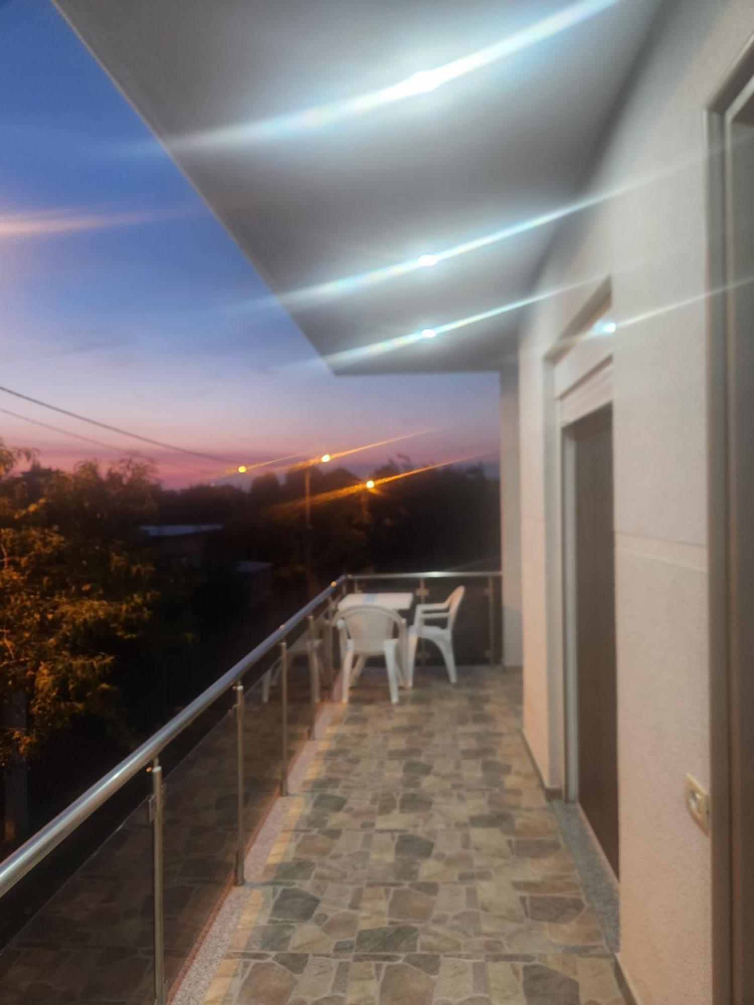 B&B Kroni 1 Shkodra Kültér fotó